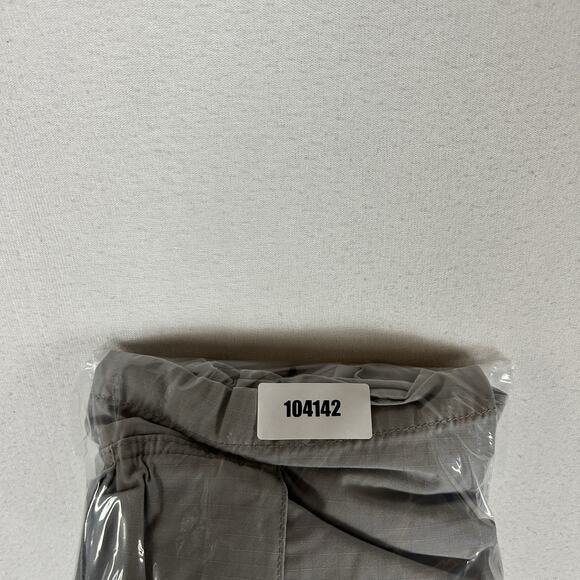 Levi’s Carrier Cargo Shorts Men's 38 Gray Ripstop Outdoor Pockets Hiking Casual - Picture 12 of 12